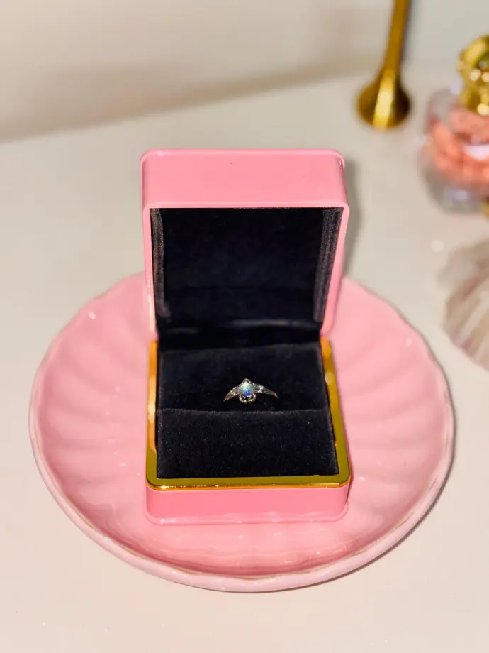 Blue Crown Elegance Ring